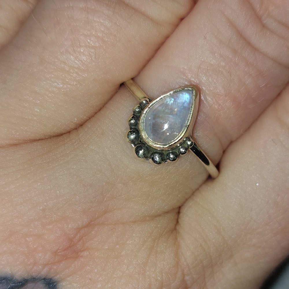 Teardrop Dainty Moonstone Silver Ring - Picture 4 of 7